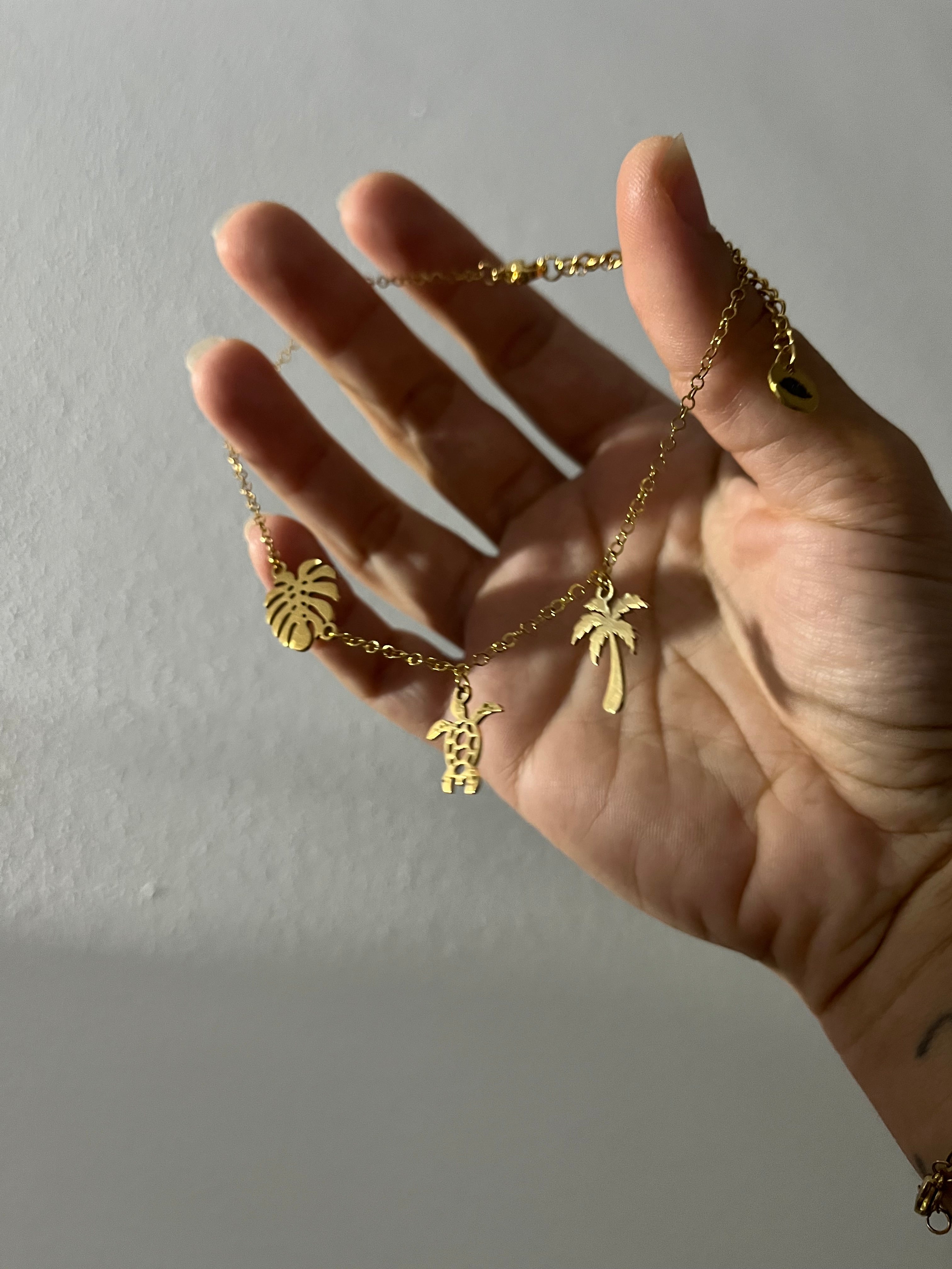 Chaîne de cheville Filles des îles