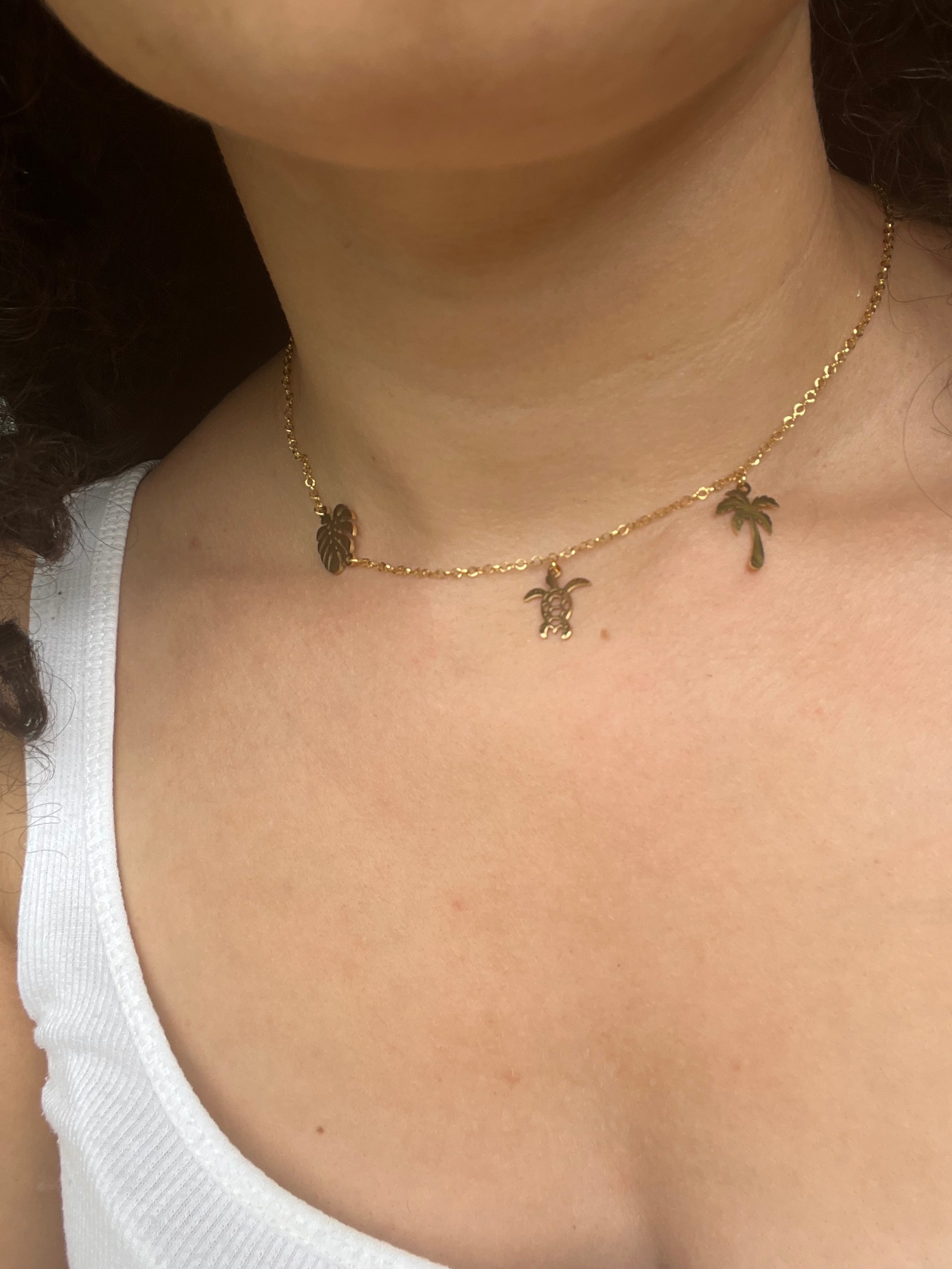 Collier Filles des îles
