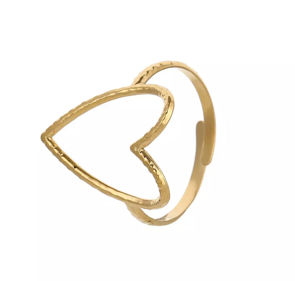 Bague fine en acier inoxydable en forme de coeur 